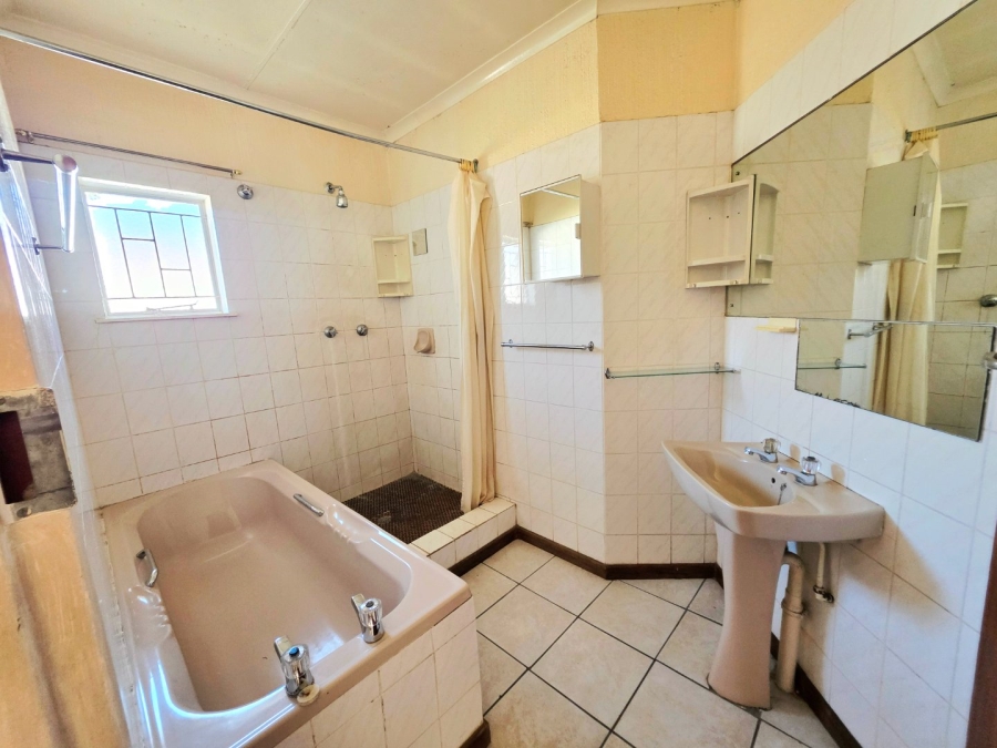 2 Bedroom Property for Sale in Uitsig Free State